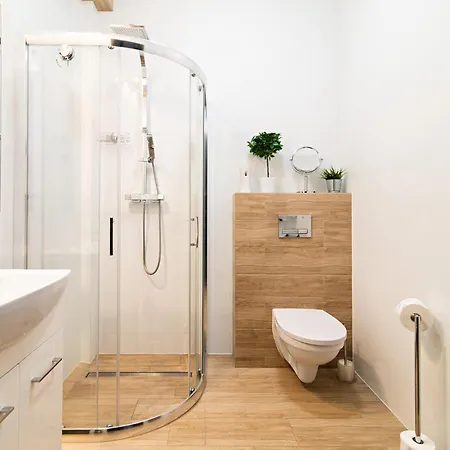 דירה Apartament Wieckowski - Apartamentylove, Prywatny Garaz Podziemny, Centrum, Self Chech - In, F-Vat